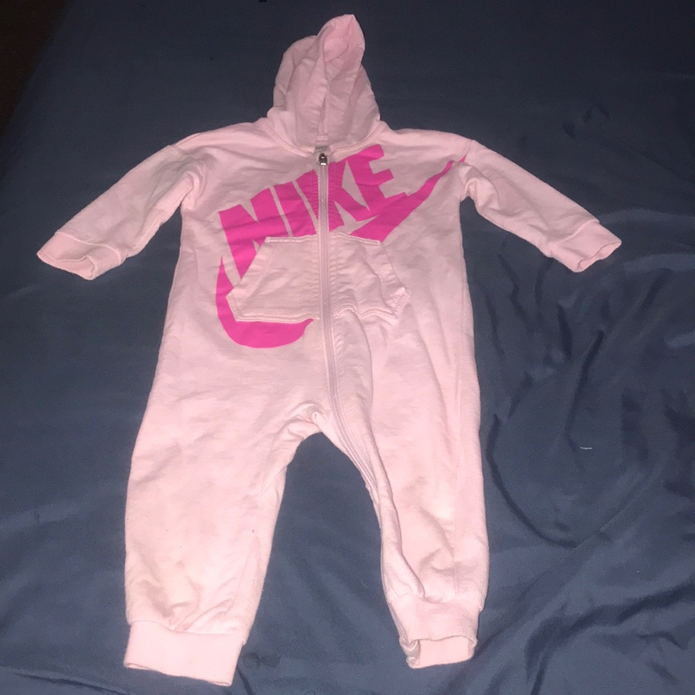Nike Onsie with Hood 12mos